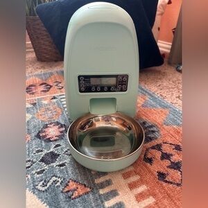 Dogness Auto Feeder
